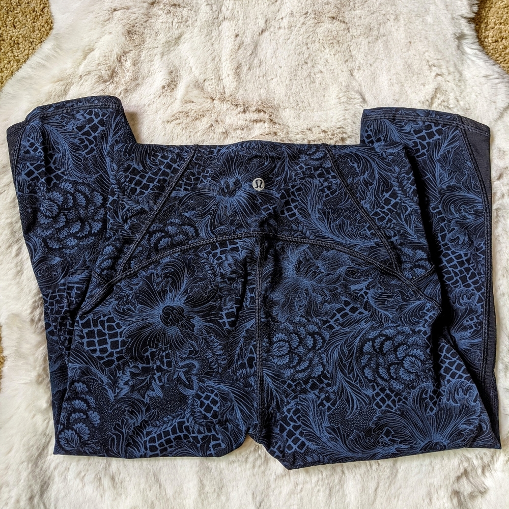 EUC Lululemon Crop Leggings